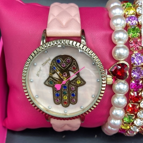 NEW Betsey Johnson Mystic Hamsa Eye Pink Watch with Bracelets Box Gift Set - Picture 4 of 6
